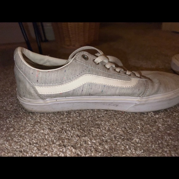 Women’s Van Shoes - Picture 3 of 3